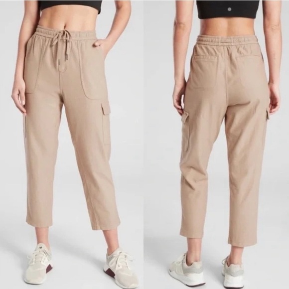 ATHLETA Farallon Cargo Crop - Picture 1 of 10